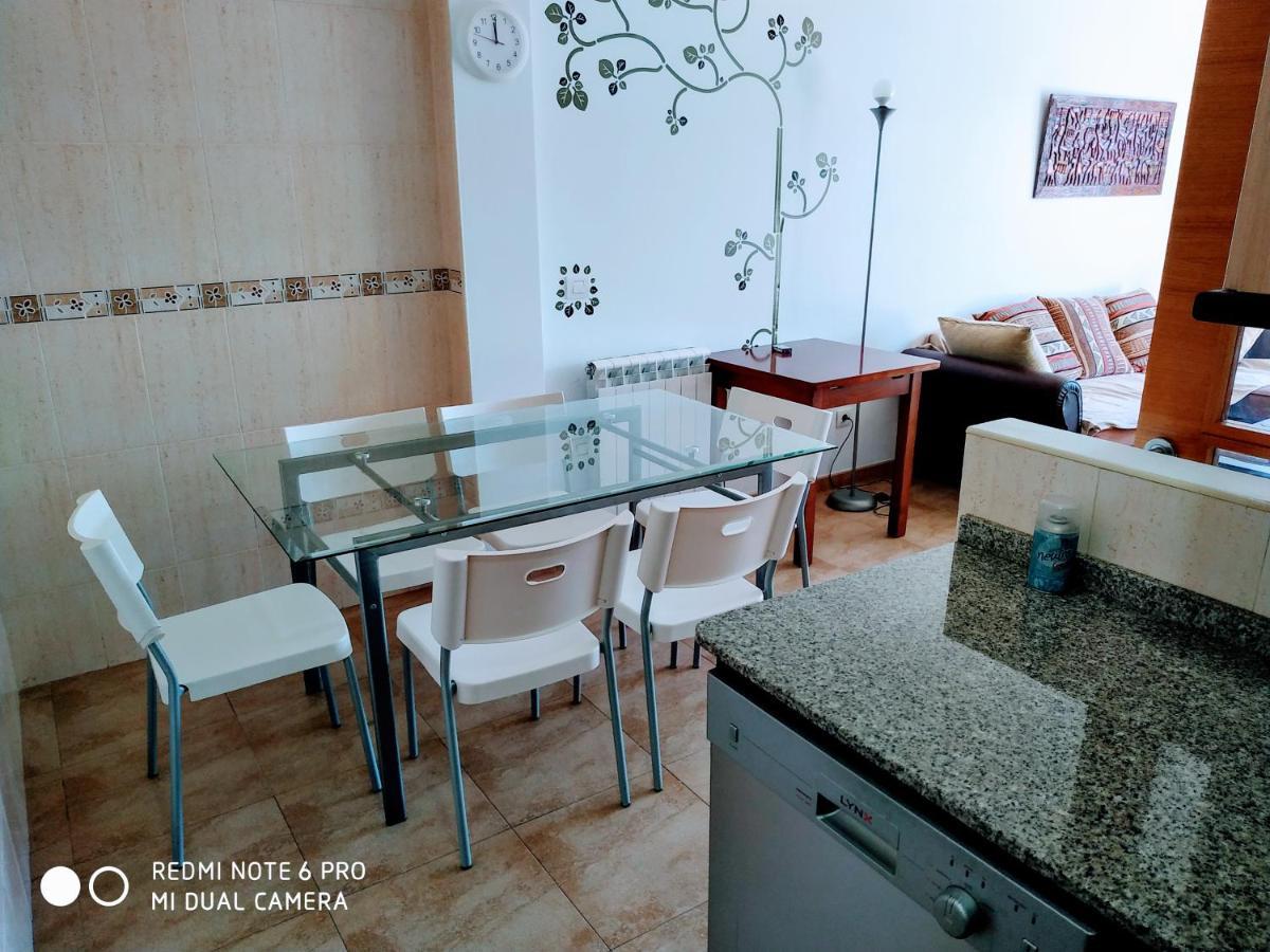 Apartamentos La Pasarela Villanueva De Arosa Exterior photo